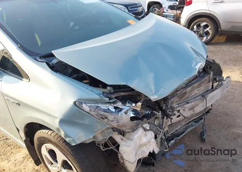 2013 Toyota Prius Three из США, поврежденный, VIN JTDKN3DU8D5613839